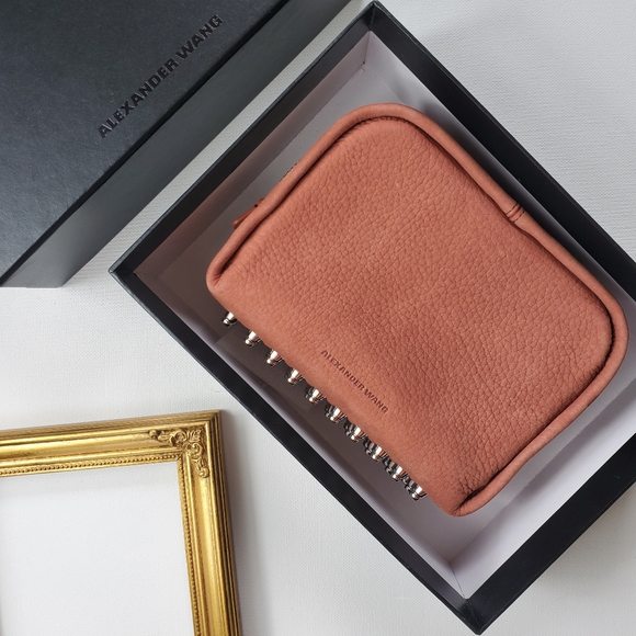 Alexander Wang Handbags - ALEXANDER WANG • Fumo Medium Cosmetic Clutch